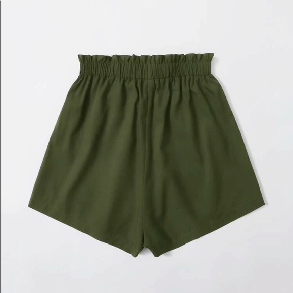 Shein shorts - Picture 2 of 5